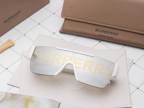 Kính Burberry cao cấp Kính Burberry cao cấp